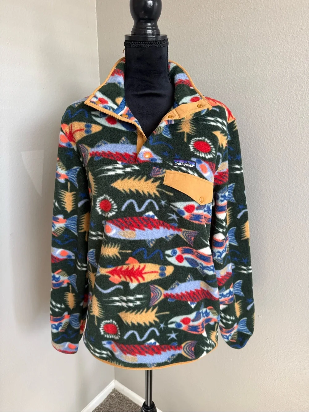 Patagonia Synchilla Pullover in Salmon Energy Small